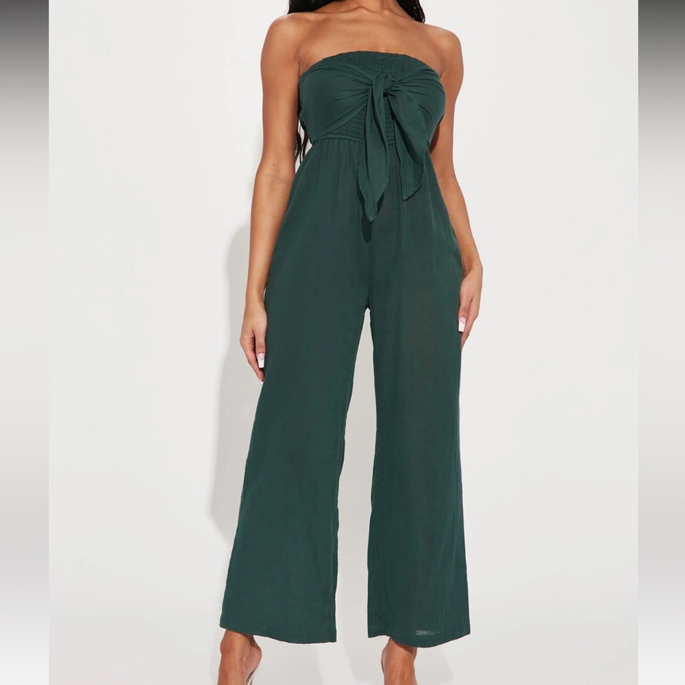 Green jumpsuit with bow